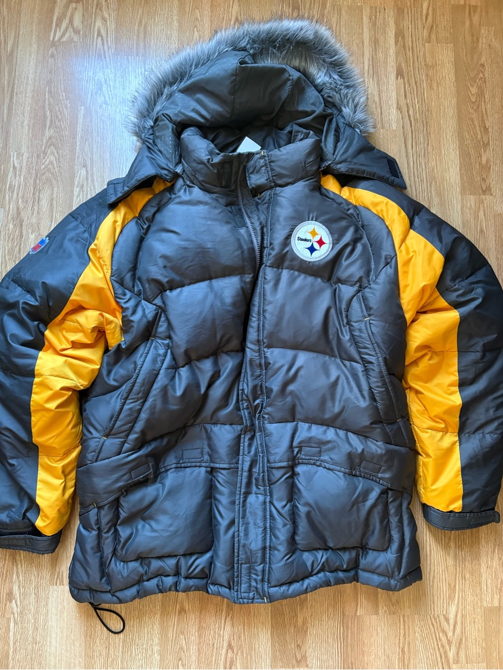 Reebok NFL Pittsburgh Steelers Down feather coat fur puffer hood XL